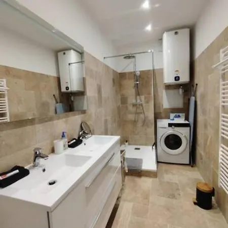 Apartament Neuf En Plein Coeur De La Bastide *